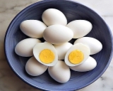 На українському ринку з`явився новий продукт - готові варені яйця - LANDLORD